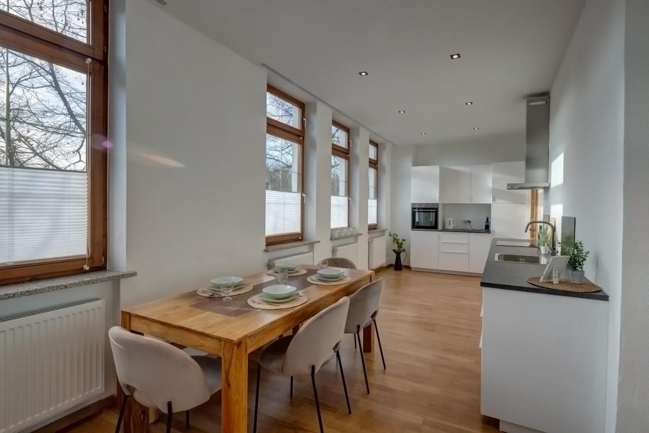 Kaza Guesthouse, Centrally Located 2 & 3 Bedroom Apartments In Augsburg Eksteriør billede