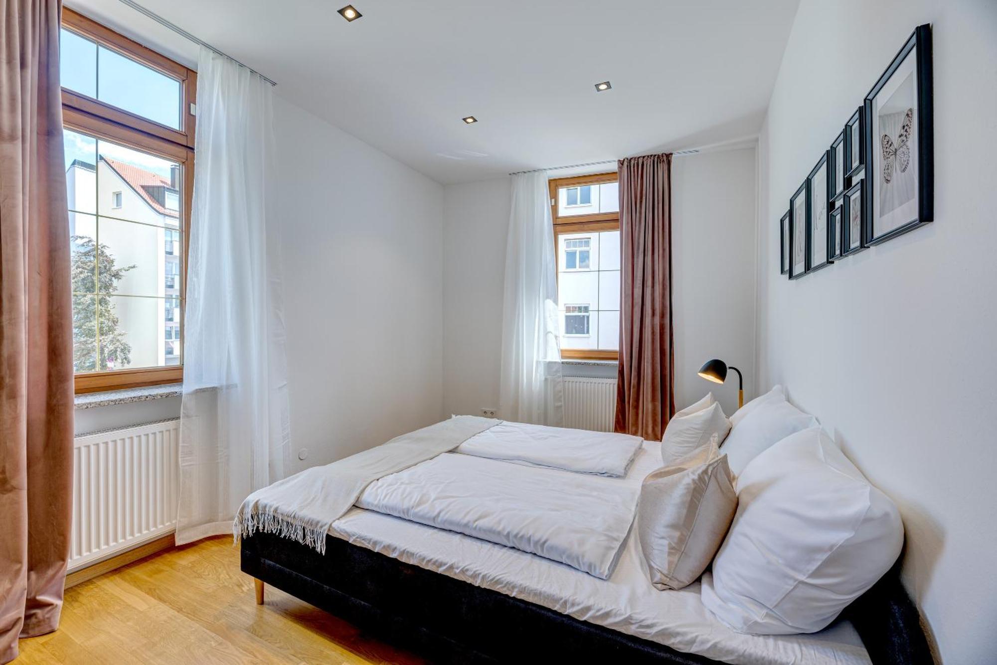 Kaza Guesthouse, Centrally Located 2 & 3 Bedroom Apartments In Augsburg Eksteriør billede