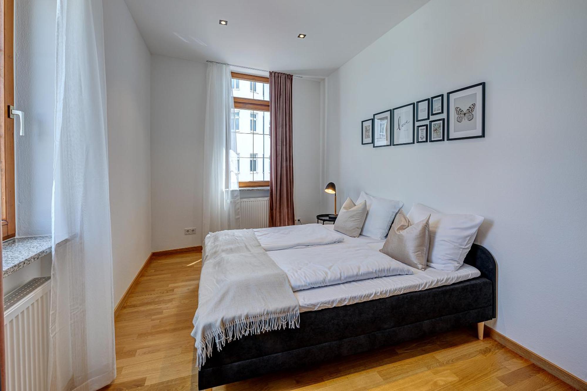 Kaza Guesthouse, Centrally Located 2 & 3 Bedroom Apartments In Augsburg Eksteriør billede