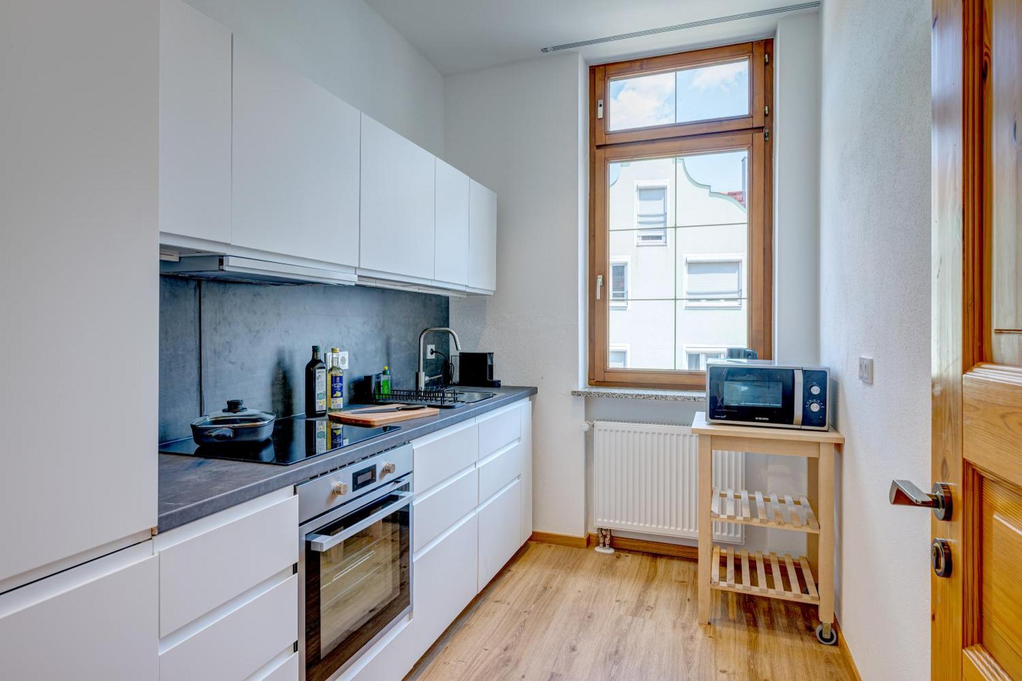 Kaza Guesthouse, Centrally Located 2 & 3 Bedroom Apartments In Augsburg Eksteriør billede