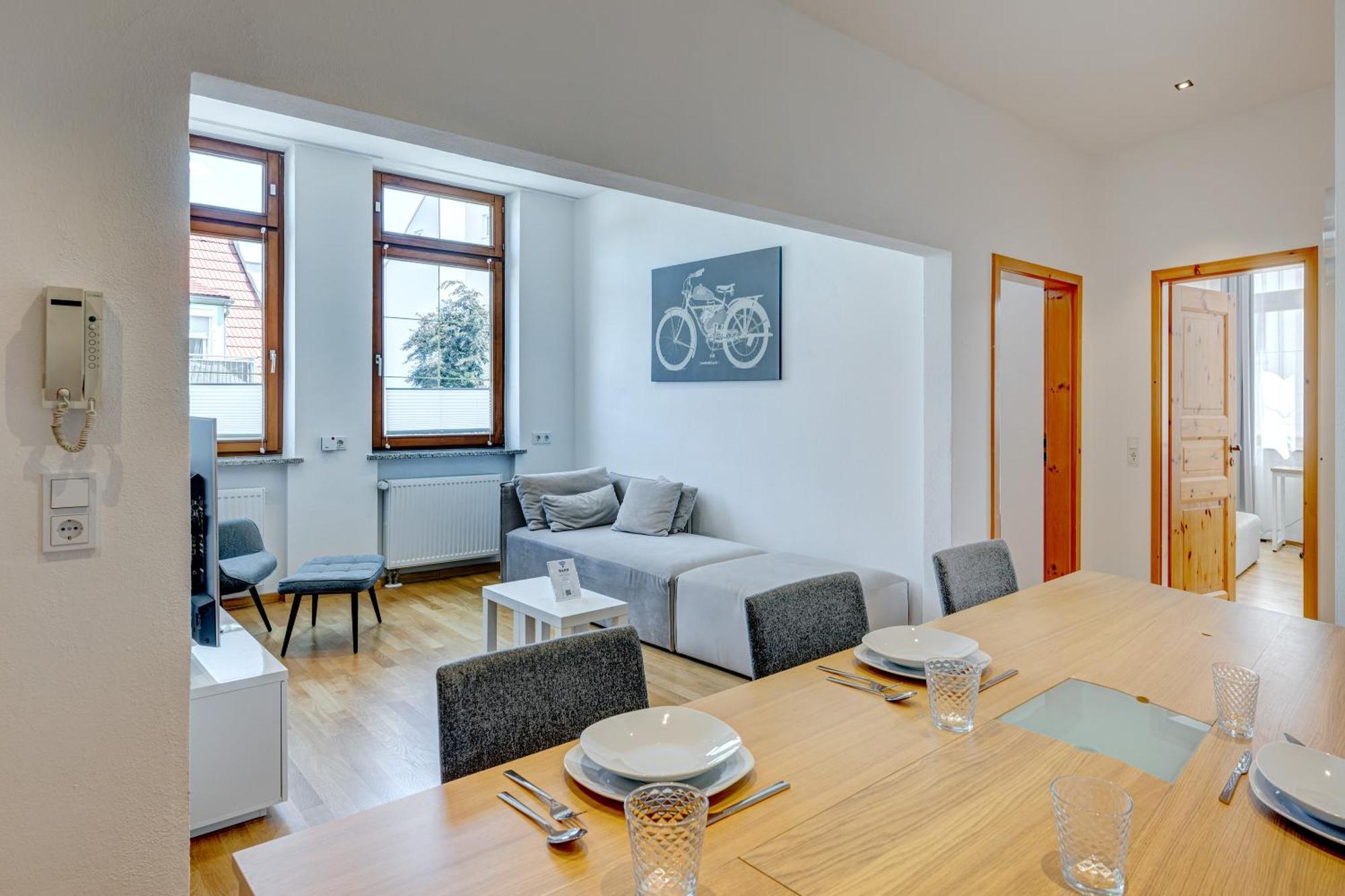 Kaza Guesthouse, Centrally Located 2 & 3 Bedroom Apartments In Augsburg Eksteriør billede